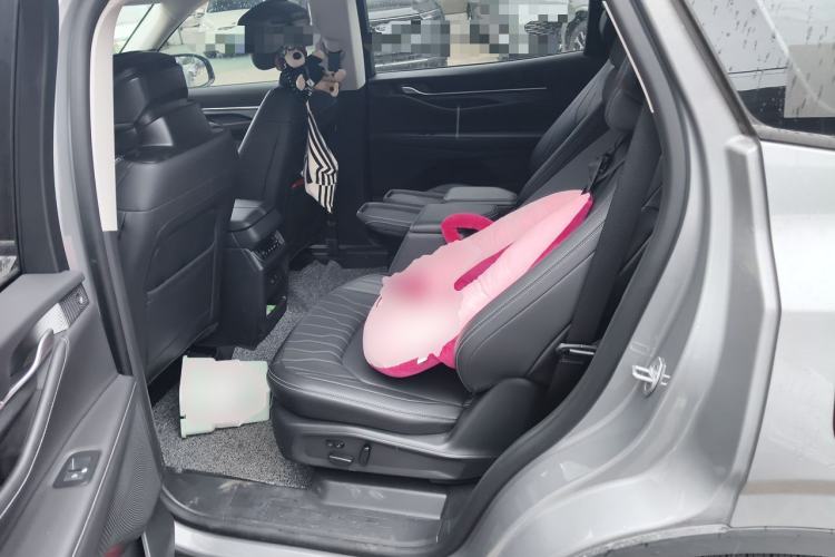 Used Ford Edge 2025 Escape L 2.0T EcoBoost Two-Wheel Drive 7-Seater Luxury Model Left Rear Seat
