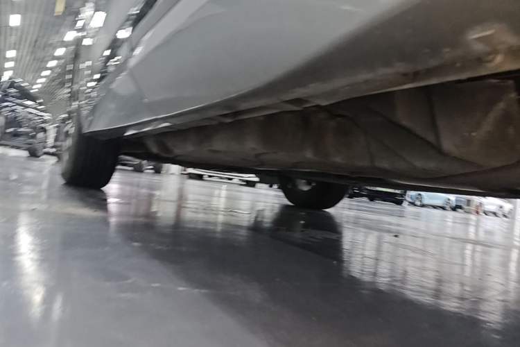 Used Ford Edge 2025 Ford Explorer L 2.0T EcoBoost E-Hybrid Four-Wheel-Drive 7-Seater Supreme Model Left Side Sill