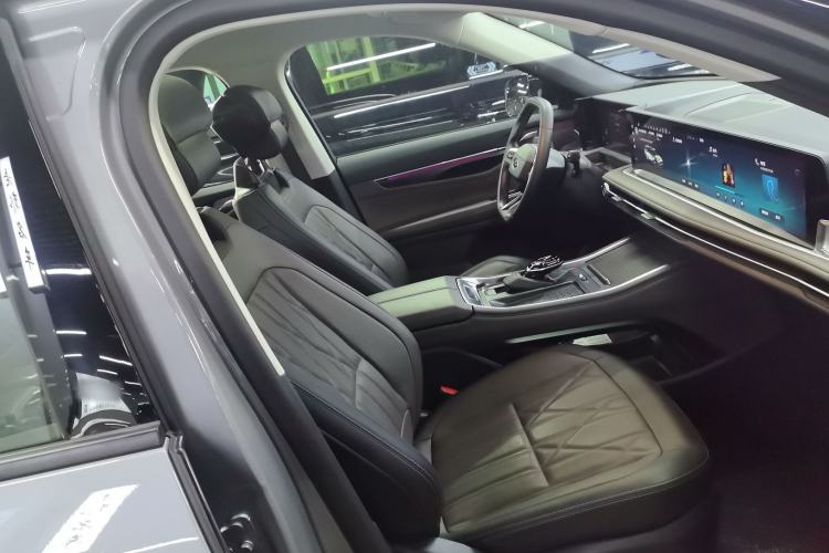 Used Ford Edge 2025 Ford Explorer L 2.0T EcoBoost E-Hybrid Four-Wheel-Drive 7-Seater Supreme Model Right Front Seat