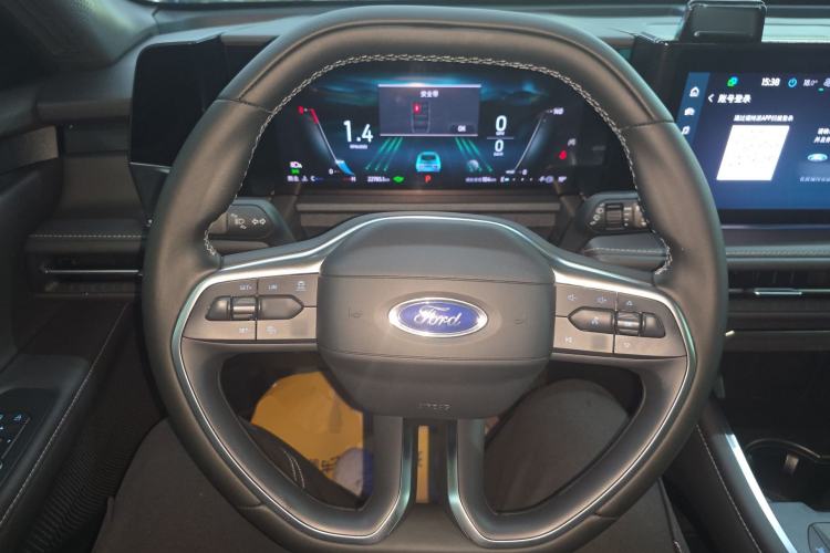 Used Ford Edge 2025 Escape L 2.0T EcoBoost Two-Wheel Drive 7-Seater Luxury Model Steering Wheel