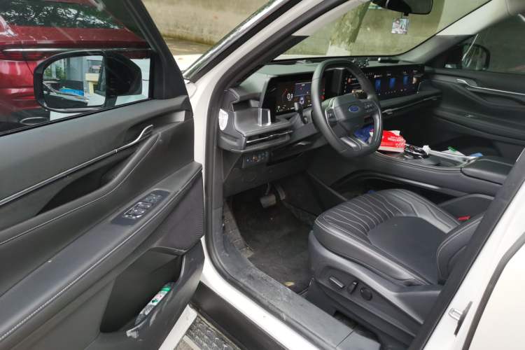 Used Ford Edge 2025 Escape L 2.0T EcoBoost Two-Wheel Drive 7-Seater Luxury Model Driver Seat