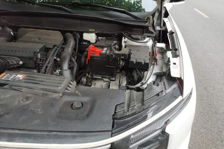 Used Ford Edge 2025 Escape L 2.0T EcoBoost Two-Wheel Drive 7-Seater Luxury Model Engine Bay Left