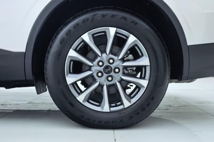 Used Ford Edge 2025 Ford Explorer L 2.0T EcoBoost E-Hybrid Two-Wheel Drive 7-Seater Fashion Edition Exterior 6