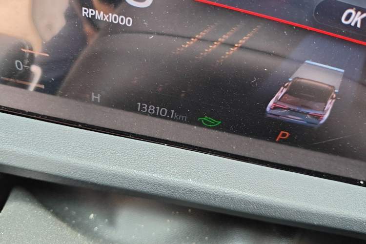 Used Ford Edge 2025 Escape L 2.0T EcoBoost Two-Wheel Drive 7-Seater Luxury Model Odometer Close Up
