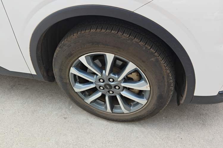 Used Ford Edge 2025 Escape L 2.0T EcoBoost Two-Wheel Drive 7-Seater Luxury Model Right Front Wheel Hub