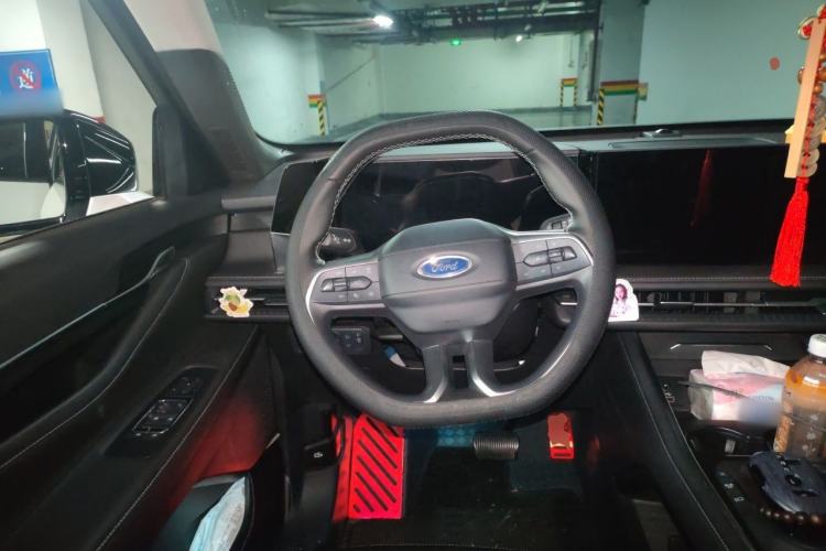 Used Ford Edge 2025 Ford Explorer L 2.0T EcoBoost E-Hybrid Two-Wheel Drive 7-Seater Luxury Model Steering Wheel