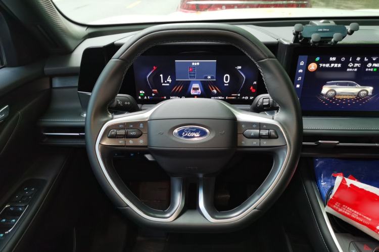 Used Ford Edge 2025 Escape L 2.0T EcoBoost Two-Wheel Drive 7-Seater Luxury Model Steering Wheel