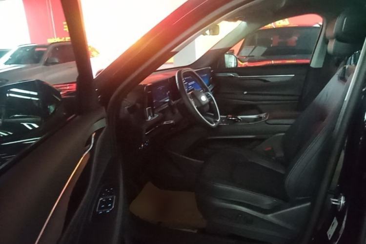 Used Ford Edge 2026 Model Explorer L 2.0T EcoBoost E Hybrid Two-Wheel Drive Seven-Seat Luxury Driver Seat