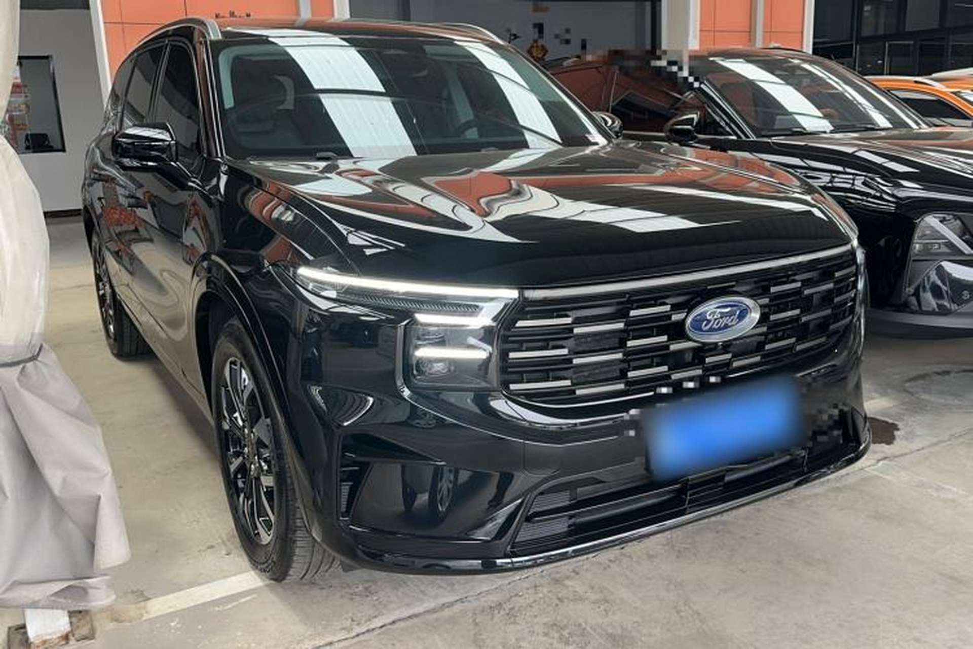 Used Ford Edge 2026 Model Explorer L 2.0T EcoBoost Four-Wheel Drive Seven-Seat Ultimate Exterior 2