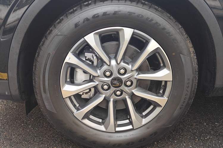 Used Ford Edge 2026 Model Explorer L 2.0T EcoBoost E Hybrid Two-Wheel Drive Seven-Seat Luxury Exterior 7