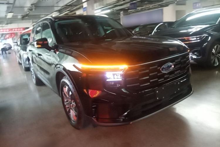 Used Ford Edge 2026 Model Explorer L 2.0T EcoBoost E Hybrid Two-Wheel Drive Seven-Seat Luxury Front Right 45 Deg