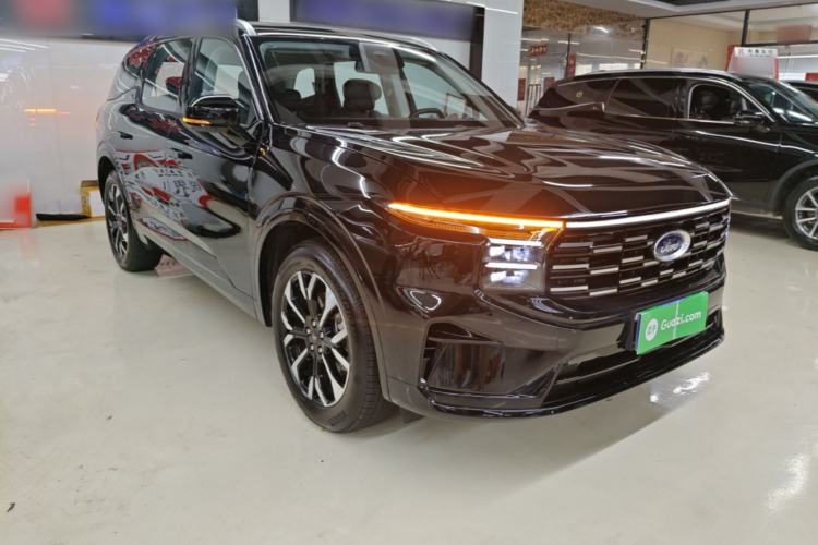 Used Ford Edge 2026 Model Explorer L 2.0T EcoBoost Four-Wheel Drive Seven-Seat Ultimate Front Right 45 Deg