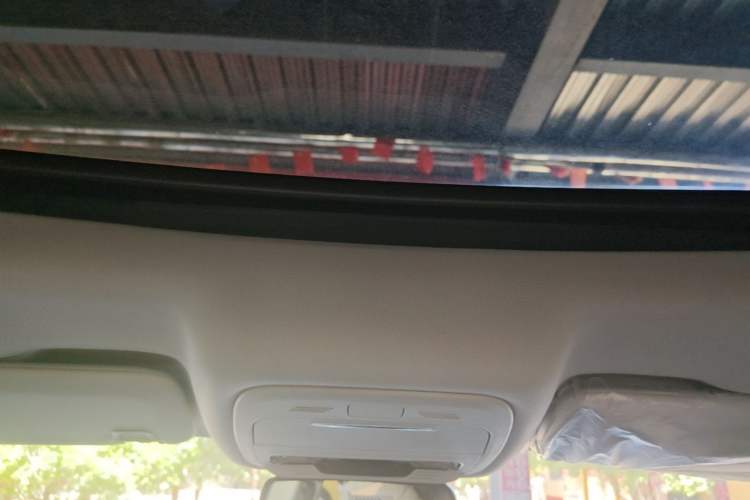 Used Ford Edge 2026 Model Explorer L 2.0T EcoBoost E Hybrid Four-Wheel Drive Seven-Seat Ultimate Headliner