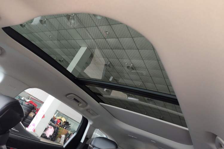 Used Ford Edge 2026 Model Explorer L 2.0T EcoBoost Four-Wheel Drive Seven-Seat Ultimate Headliner