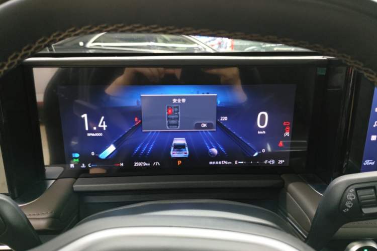 Used Ford Edge 2026 Model Explorer L 2.0T EcoBoost Four-Wheel Drive Seven-Seat Ultimate Instrument Cluster