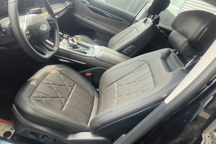 Used Ford Edge 2026 Model Explorer L 2.0T EcoBoost Four-Wheel Drive Seven-Seat Ultimate Left Front Seat
