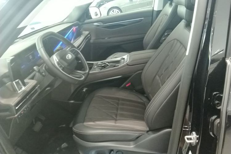 Used Ford Edge 2026 Model Explorer L 2.0T EcoBoost Four-Wheel Drive Seven-Seat Ultimate Left Front Seat