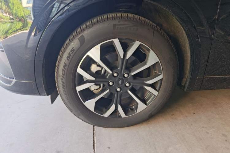 Used Ford Edge 2026 Model Explorer L 2.0T EcoBoost E Hybrid Four-Wheel Drive Seven-Seat Ultimate Left Front Wheel Hub