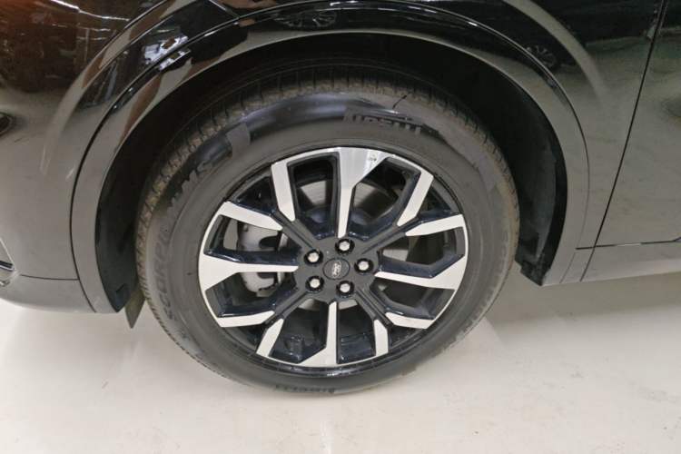 Used Ford Edge 2026 Model Explorer L 2.0T EcoBoost Four-Wheel Drive Seven-Seat Ultimate Left Front Wheel Hub