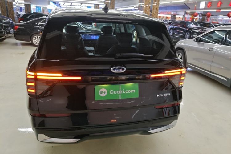 Used Ford Edge 2026 Model Explorer L 2.0T EcoBoost Four-Wheel Drive Seven-Seat Ultimate Rear