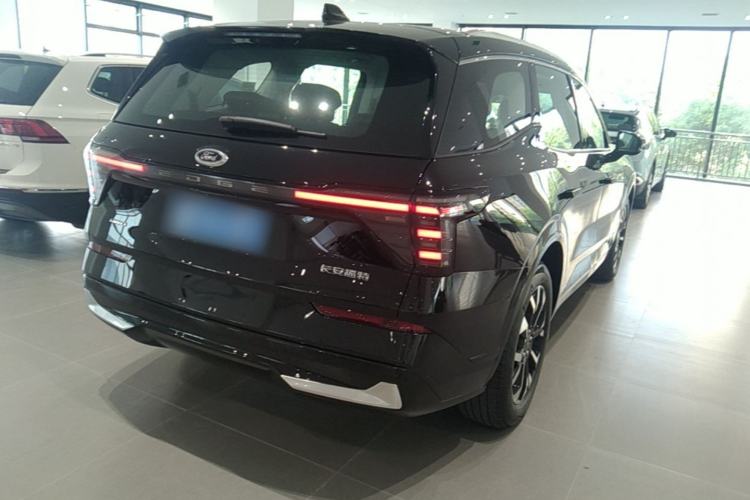 Used Ford Edge 2026 Model Explorer L 2.0T EcoBoost Four-Wheel Drive Seven-Seat Ultimate Rear Right 45 Deg
