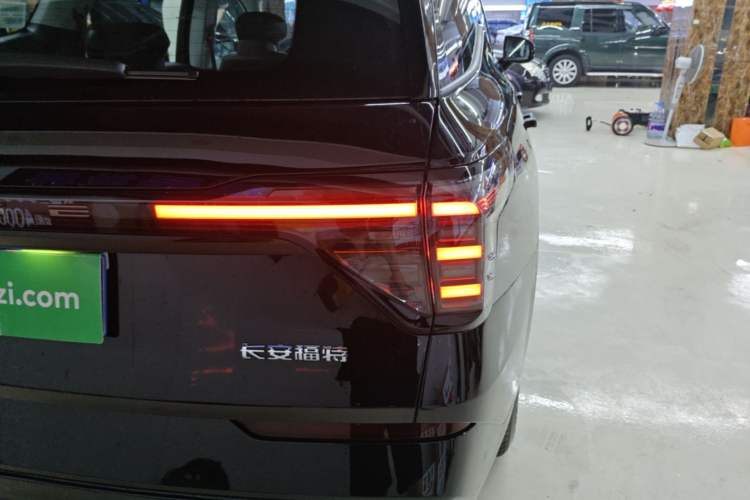 Used Ford Edge 2026 Model Explorer L 2.0T EcoBoost Four-Wheel Drive Seven-Seat Ultimate Right Rear Taillight