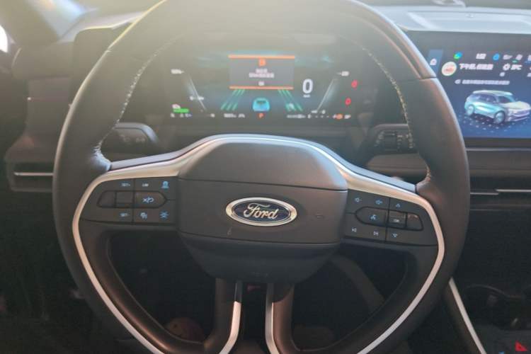 Used Ford Edge 2026 Model Explorer L 2.0T EcoBoost E Hybrid Four-Wheel Drive Seven-Seat Ultimate Steering Wheel