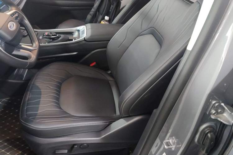 Used Ford Edge 2026 Model Explorer L 2.0T EcoBoost Two-Wheel Drive Seven-Seat Luxury Left Front Seat