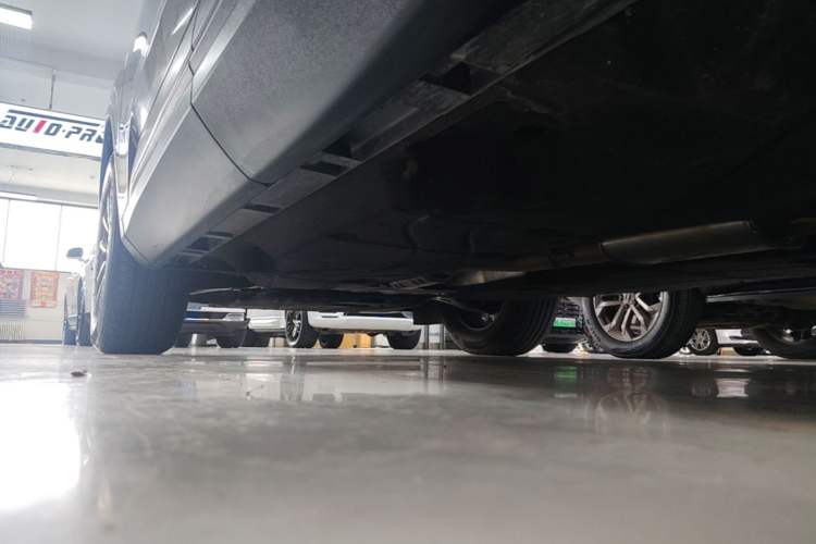Used Ford Edge 2026 Model Explorer L 2.0T EcoBoost Two-Wheel Drive Seven-Seat Luxury Left Side Sill