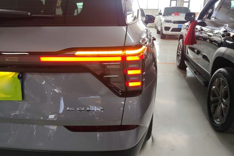 Used Ford Edge 2026 Model Explorer L 2.0T EcoBoost Two-Wheel Drive Seven-Seat Luxury Right Rear Taillight