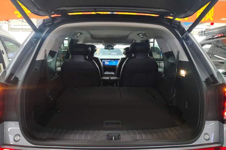 Used Ford Edge 2026 Model Explorer L 2.0T EcoBoost Two-Wheel Drive Seven-Seat Luxury Trunk