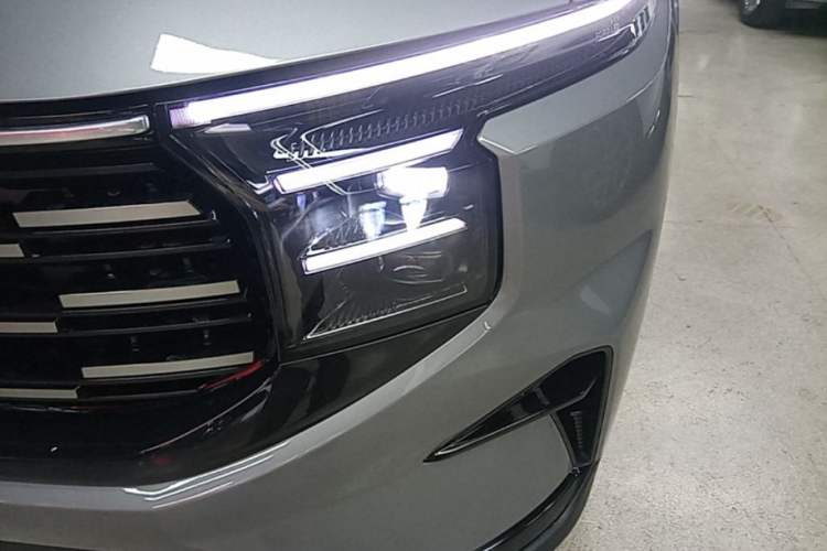 Used Ford Edge 2026 Model Explorer L 2.0T EcoBoost E Hybrid Two-Wheel Drive Seven-Seat Luxury Left Front Headlight