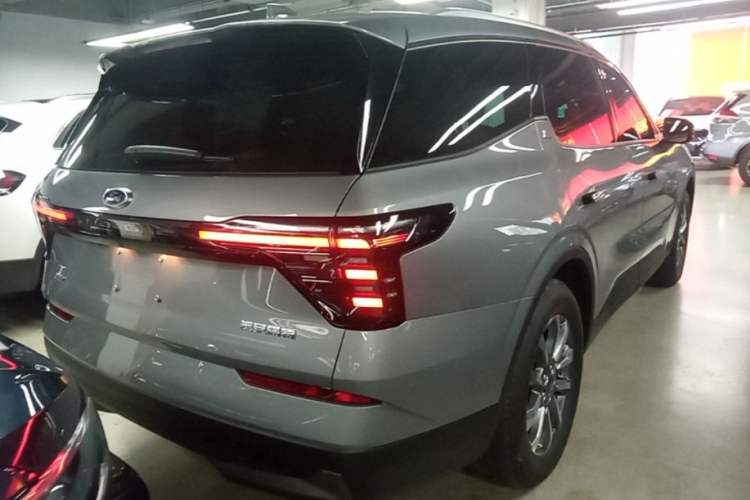 Used Ford Edge 2026 Model Explorer L 2.0T EcoBoost E Hybrid Two-Wheel Drive Seven-Seat Luxury Rear Right 45 Deg