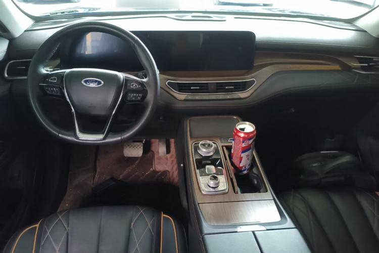 Used Ford Equator 2021 EcoBoost 225 Premier 6-Seater Center Console