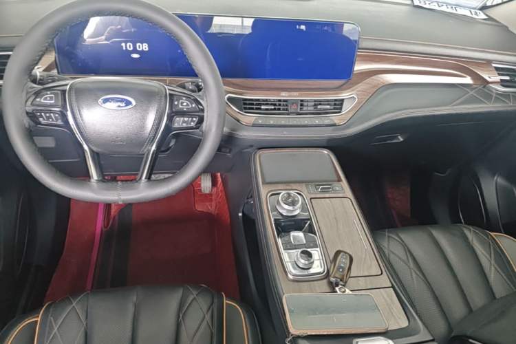 Used Ford Equator 2021 EcoBoost 225 Premier 7-Seater (2/2/3) Center Console