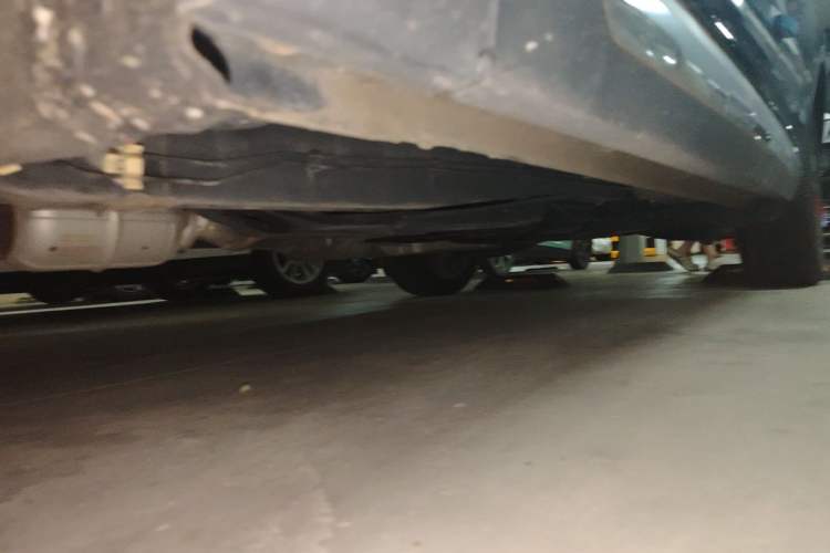 Used Ford Equator 2021 EcoBoost 225 Premier 6-Seater Chassis Front Left