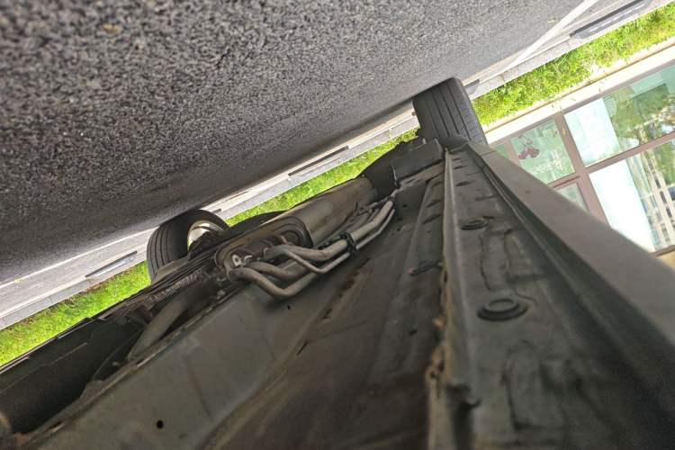 Used Ford Equator 2021 EcoBoost 225 Premier PLUS 6-Seater Chassis Front Right