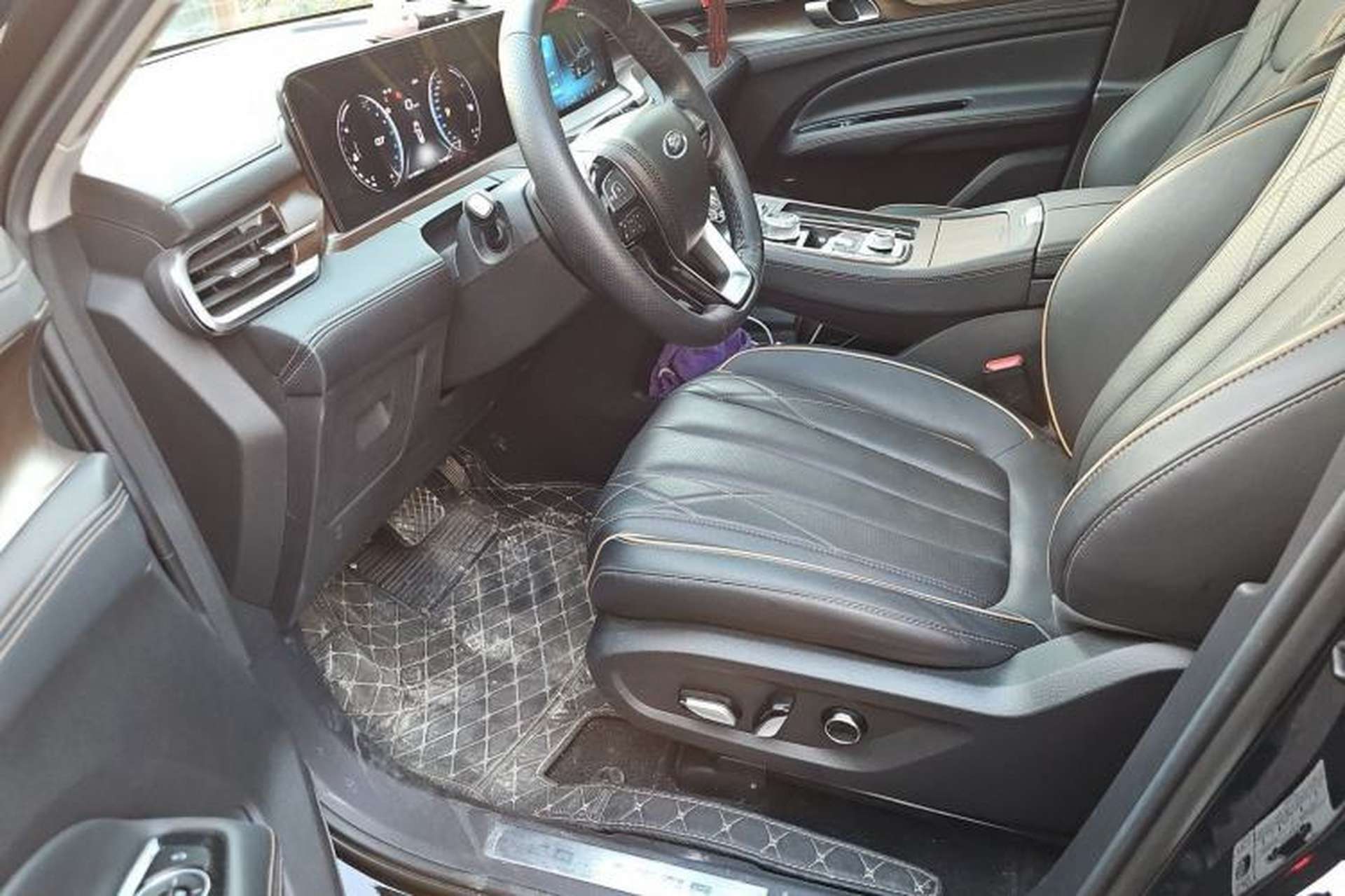 Used Ford Equator 2021 EcoBoost 225 Premier 6-Seater Driver Seat