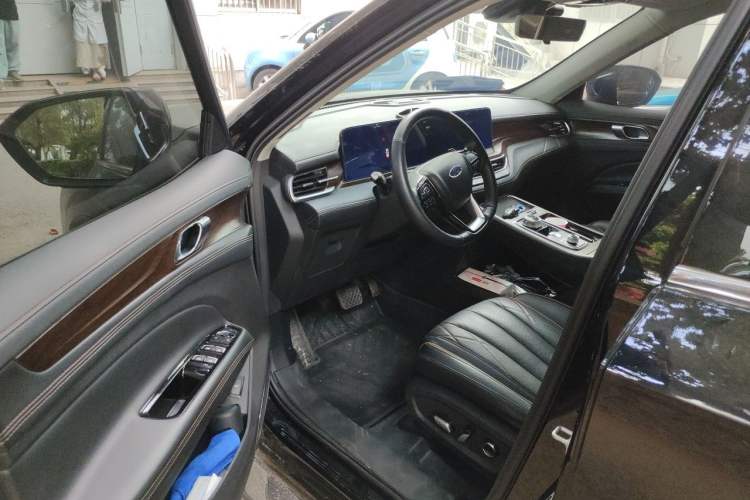 Used Ford Equator 2021 EcoBoost 225 Premier 6-Seater Driver Seat