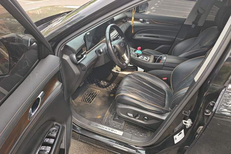 Used Ford Equator 2021 EcoBoost 225 Premier PLUS 6-Seater Driver Seat