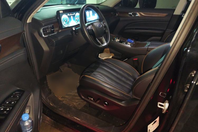 Used Ford Equator 2021 EcoBoost 225 Platinum Edition 6-seater Driver Seat