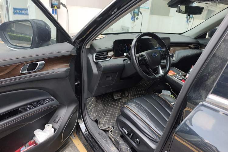 Used Ford Equator 2021 EcoBoost 225 Premier 6-Seater Driver Seat