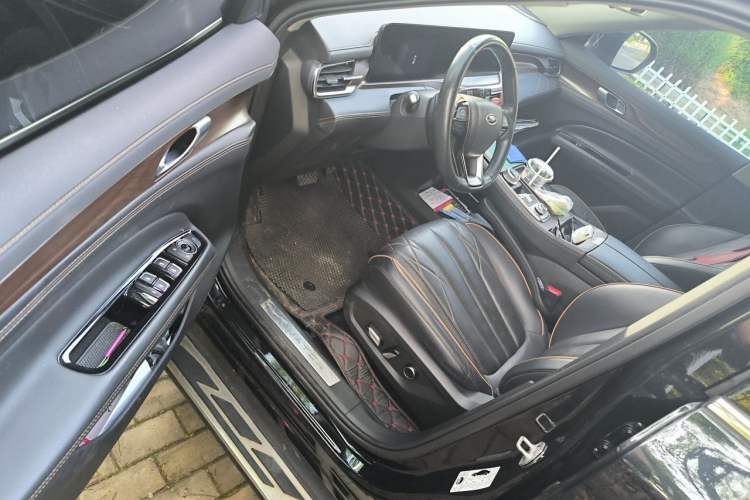 Used Ford Equator 2021 EcoBoost 225 Premier 6-Seater Driver Seat