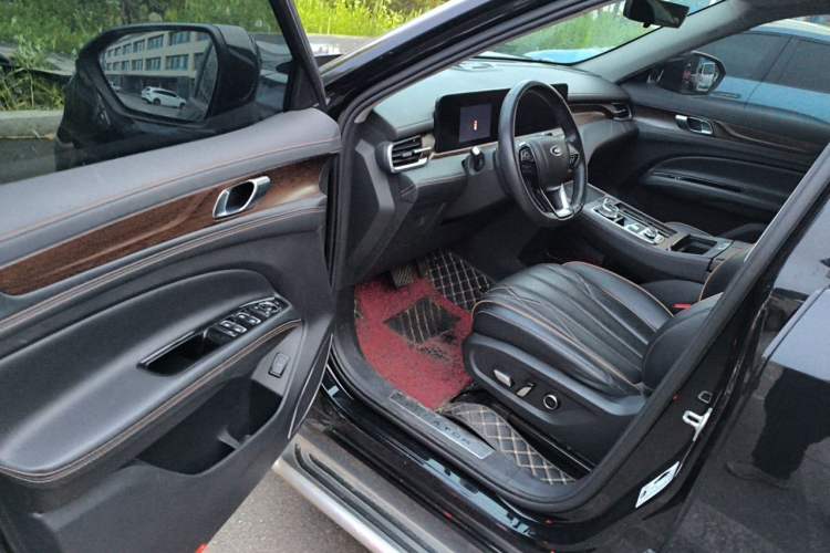 Used Ford Equator 2021 EcoBoost 225 Premier 7-Seater Driver Seat
