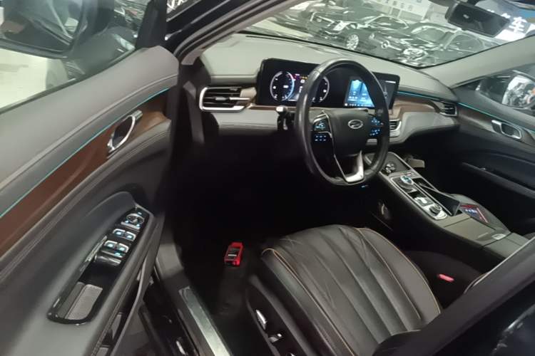 Used Ford Equator 2021 EcoBoost 225 Premier 6-Seater Driver Seat