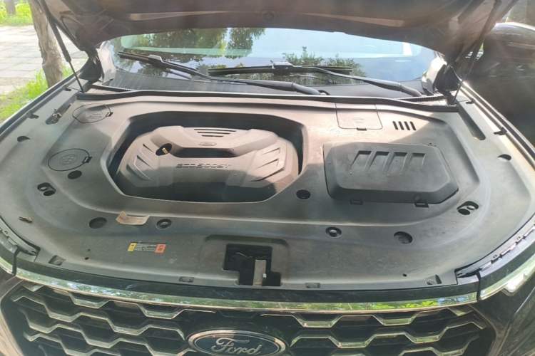 Used Ford Equator 2021 EcoBoost 225 Premier 6-Seater Engine Bay