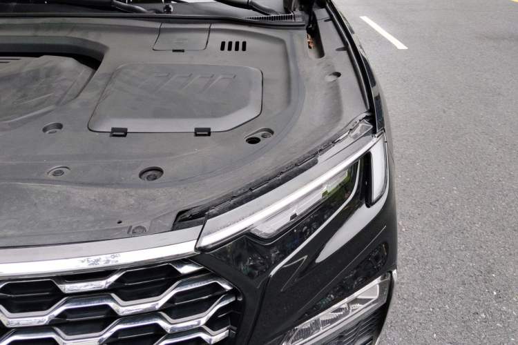 Used Ford Equator 2021 EcoBoost 225 Premier PLUS 6-Seater Engine Bay Left