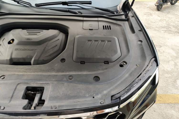 Used Ford Equator 2021 EcoBoost 225 Premier 6-Seater Engine Bay Left
