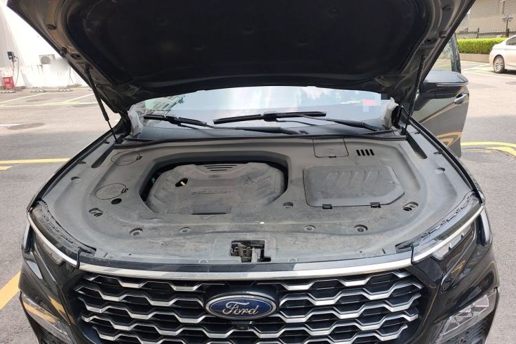 Used Ford Equator 2021 EcoBoost 225 Premier 6-Seater Engine Bay