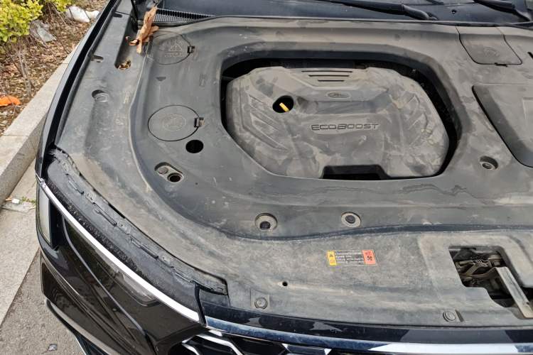Used Ford Equator 2021 EcoBoost 225 Premier 6-Seater Engine Bay Right